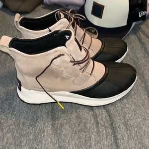 SOREL OUT N ABOUT III CLASSIC WOMEN'S WATERPROOF BOOT